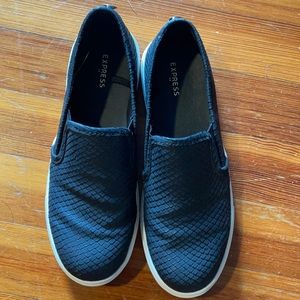 Like new black shoes